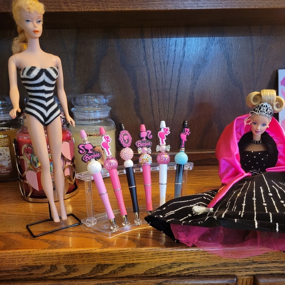 NWT Handcrafted Beaded Barbie Pen - Picture 3 of 4
